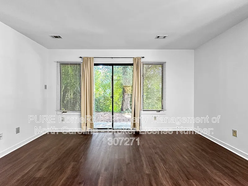 2 bed, 2.0 bath, 856 sqft, $1,500 — Photo 3
