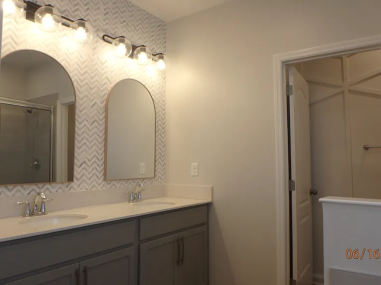 4718 New Orleans Cv — Photo 48