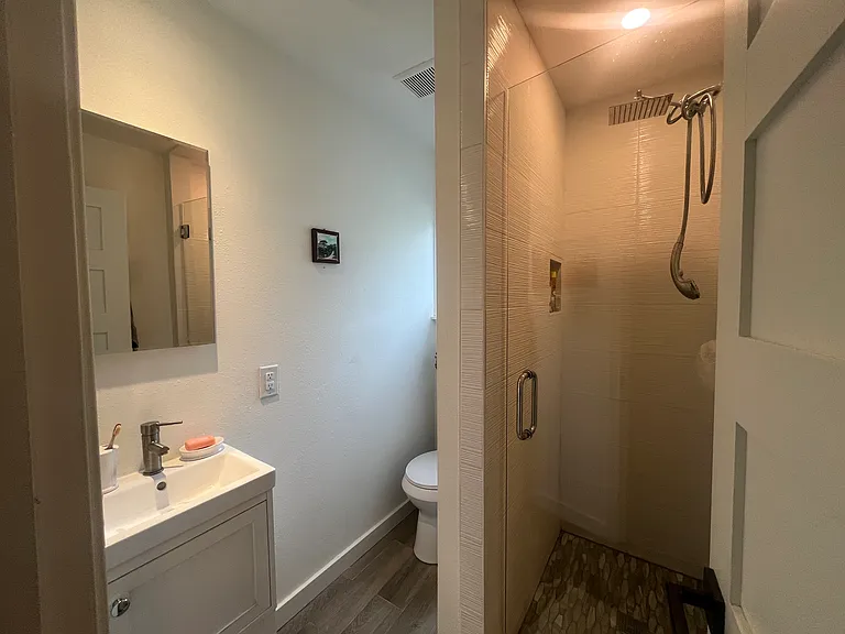 1452 Cedar Hill Ave — Photo 9