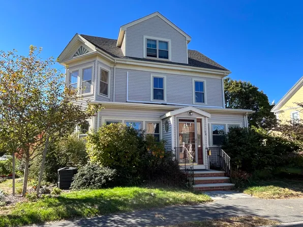 34 S High St, Melrose, MA 02176