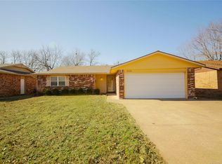1652 S Poplar Ave, Broken Arrow, OK 74012