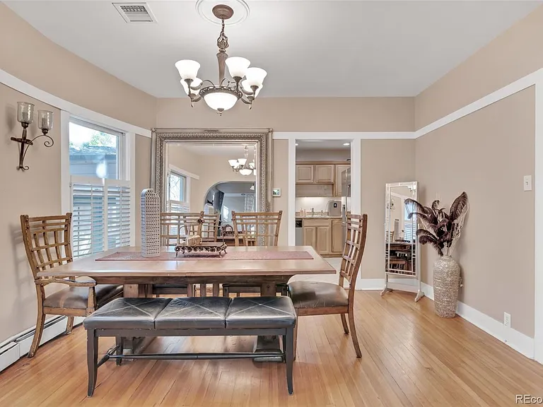 517 Josephine St — Photo 10