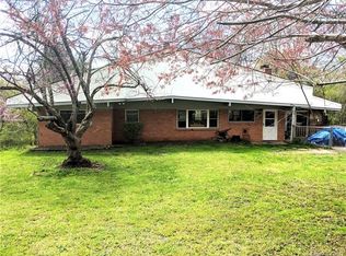 192 McKinney Rd, Etowah, NC 28729