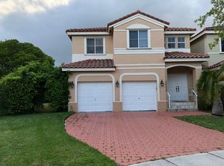 3924 SW 171st Ter, Miramar, FL 33027