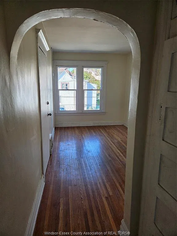 1 bed, $1,050 — Photo 4