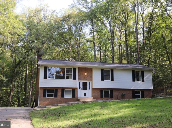 8798 Gunston Rd, Welcome, MD 20693