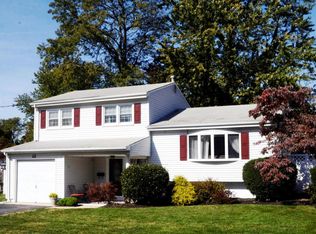 12 Marc St, Hazlet, NJ 07730