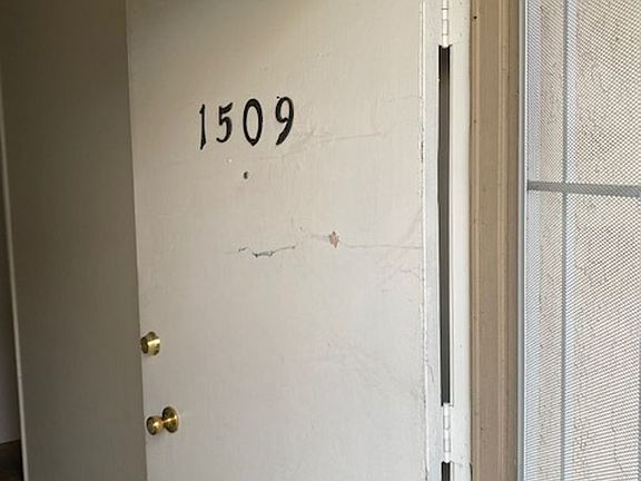 2nd image of 1501 E 4th St #1509