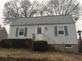 122 Weyham Rd, Weymouth, MA 02191