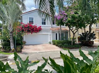 1710 Sweetbay Way, Hollywood, FL 33019