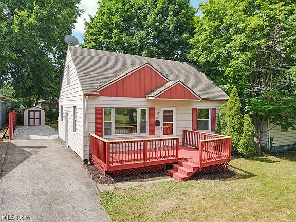 2nd image of 840 Minota Ave