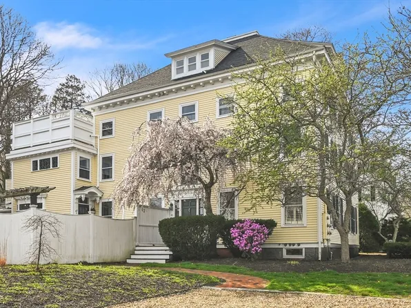 43-45 High St Unit 3, Newburyport, MA 01950