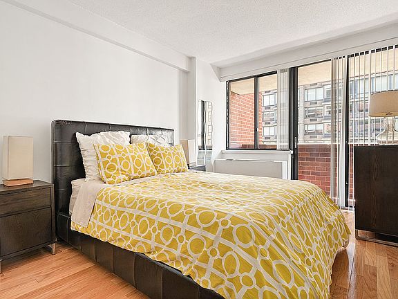 4th image of 233 E 86th St APT 6B