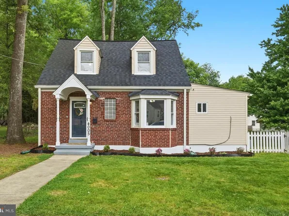 4005 Forest Grove Dr, Suitland, MD 20746