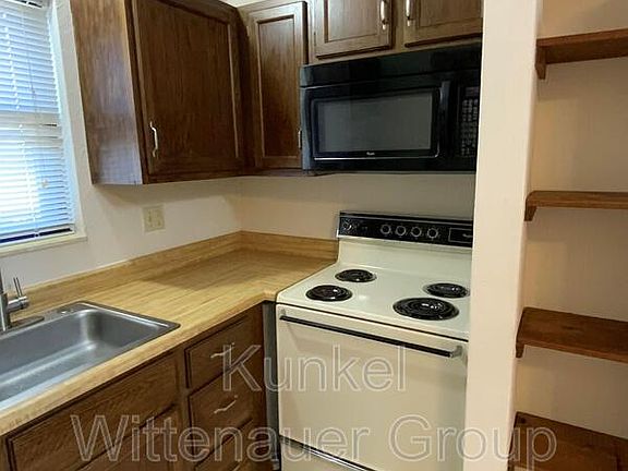 5th image of 47 Pepperwood Ct