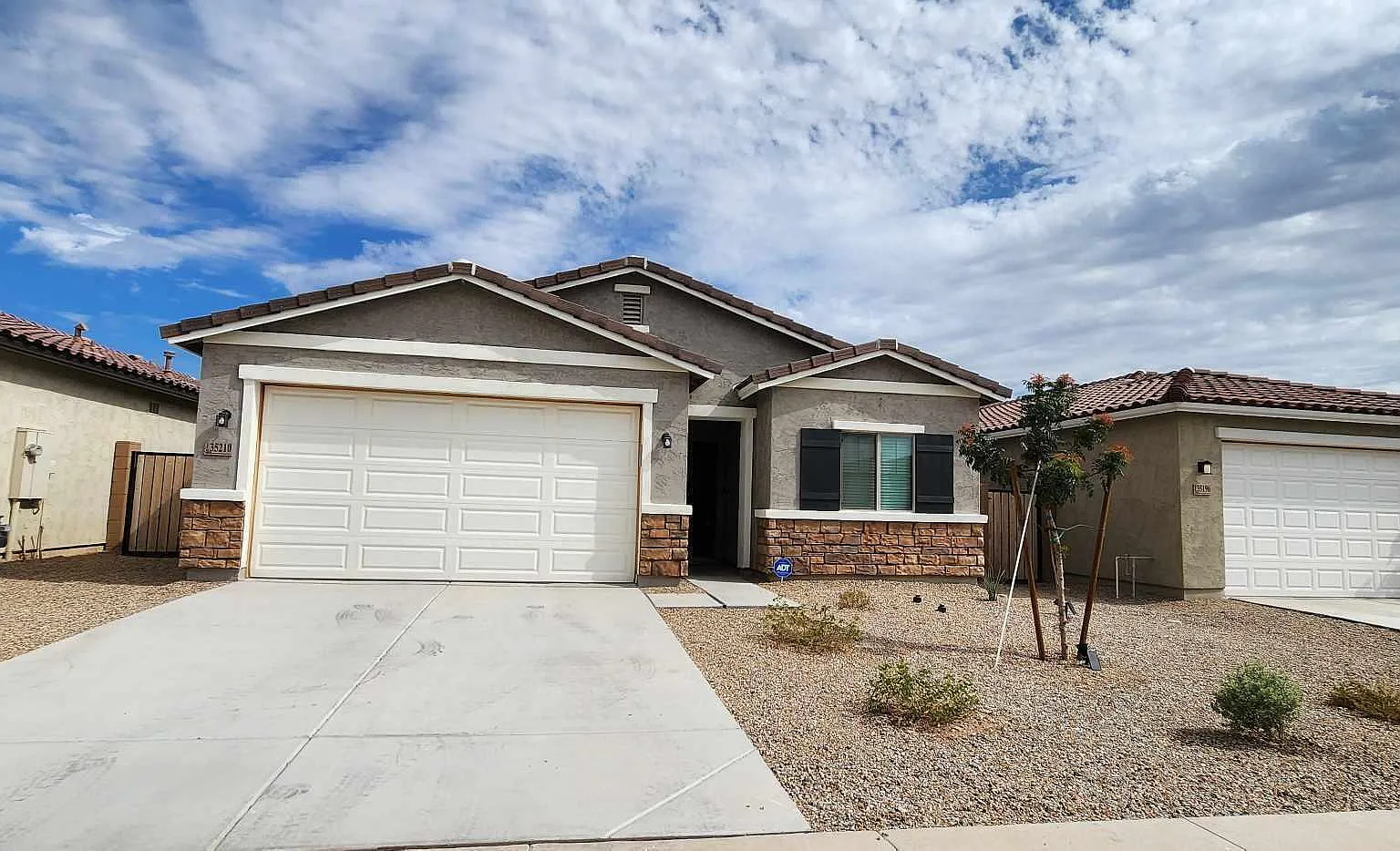 5 bed, 3.0 bath, 2032 sqft, $2,195 — Photo 1