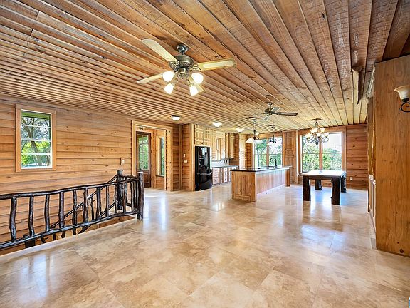 5th image of 243 Pine Ridge Rd