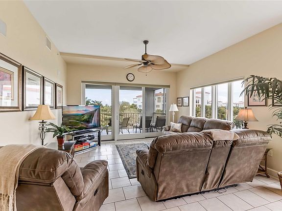 3rd image of 11220 Hacienda Del Mar Blvd #A