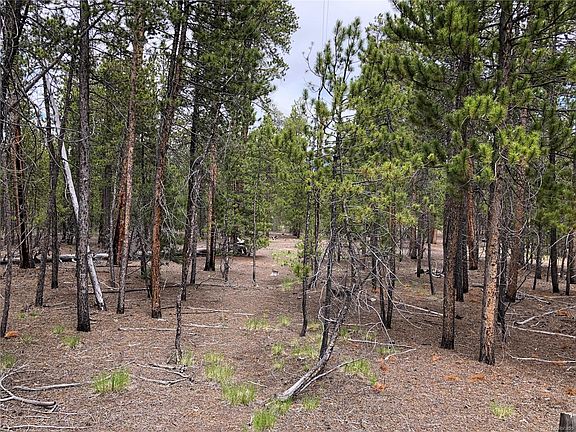 5th image of 626 Peak View Dr