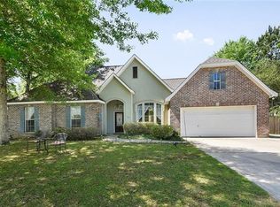 748 Navajo Dr, Abita Springs, LA 70420