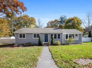 6 Uplook Dr, Sudbury, MA 01776