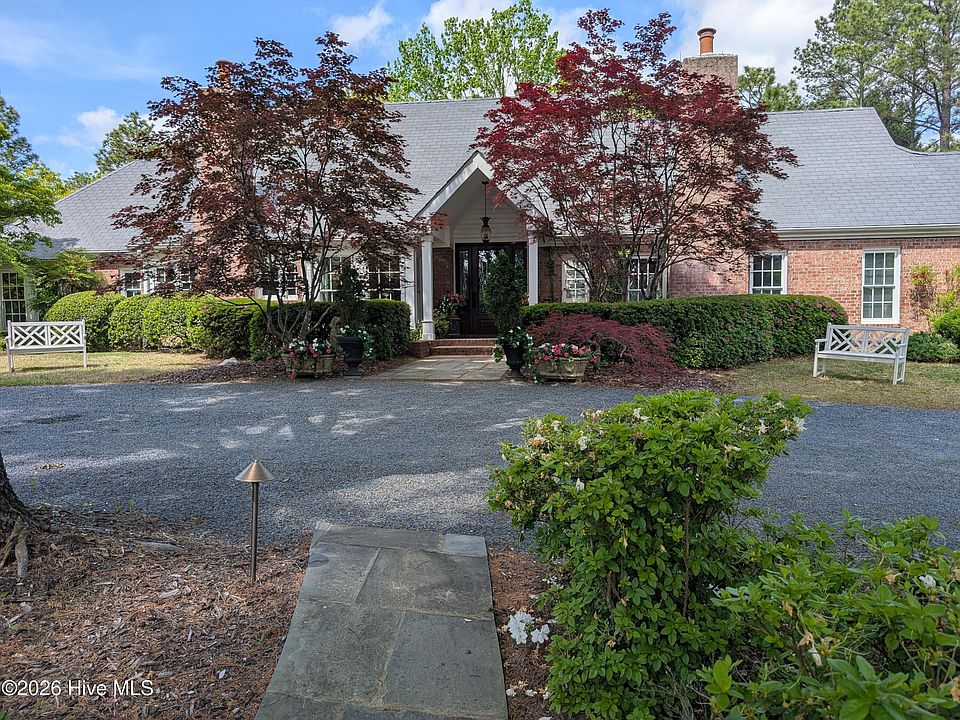 1st image of 845 Lake Dornoch Drive