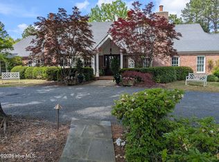 845 Lake Dornoch Drive, Pinehurst, NC 28374