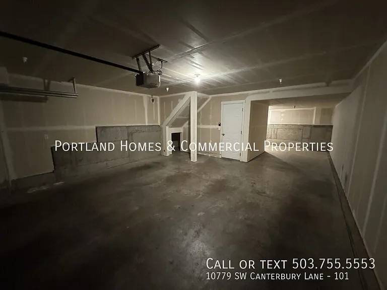 10779 SW Canterbury Ln #101 — Photo 16