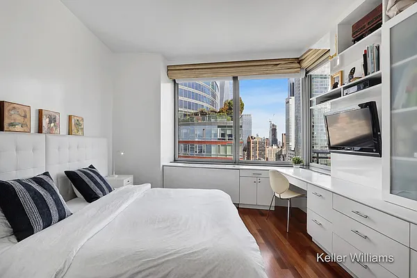 Sold by Keller Williams NYC | media 6