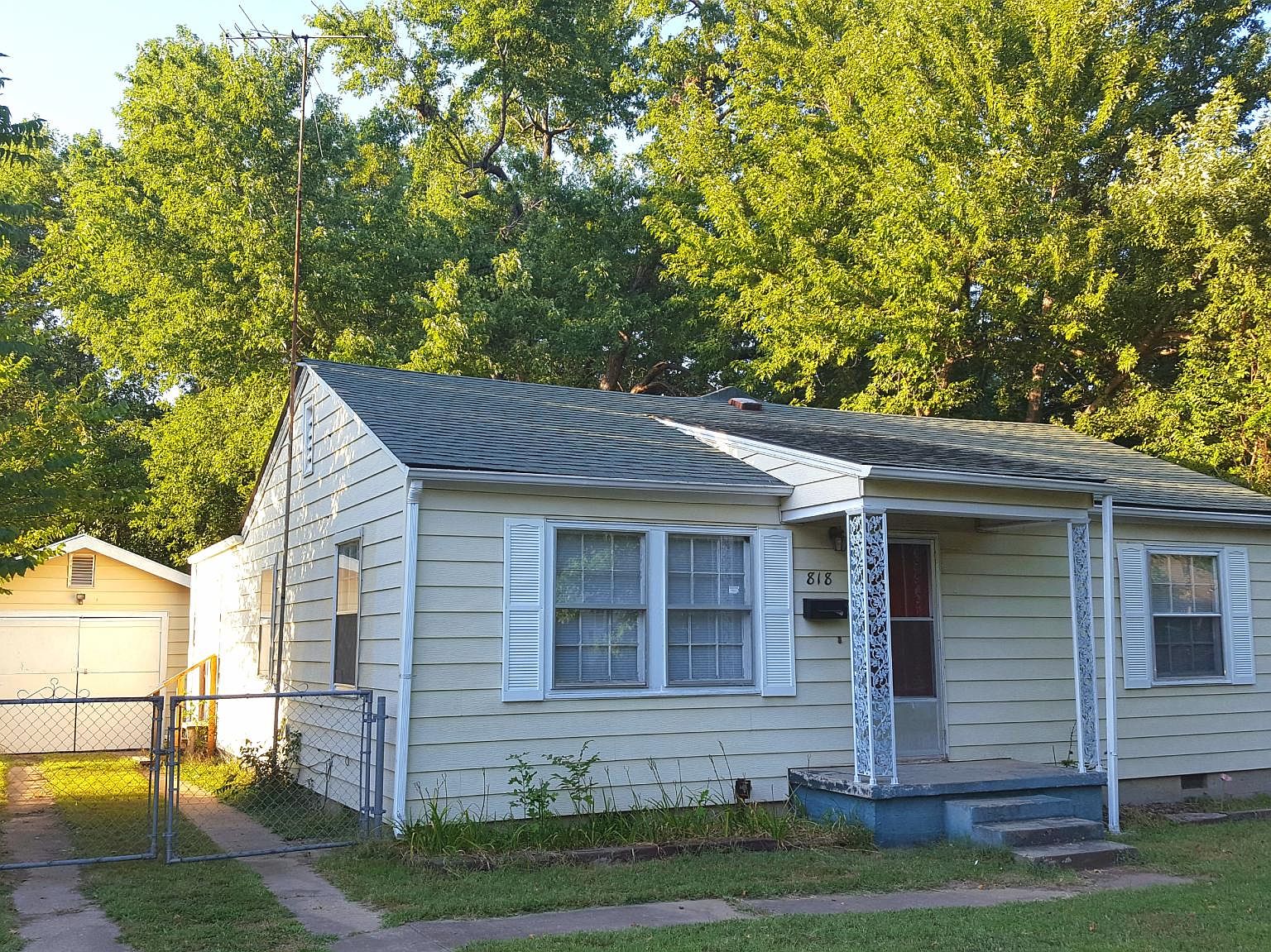 818 Cherry Pl, Muskogee, OK 74403 Zillow