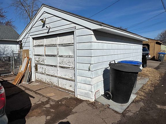 3rd image of 2016 Susquehanna Ave