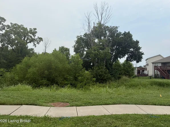 10903 Hidden Trail Ct, Louisville, KY 40229
