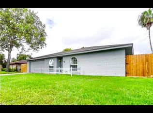 2810 Panay Dr, Corpus Christi, TX 78418