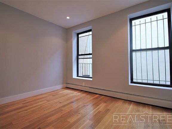 3rd image of 491 Tompkins Ave #2R