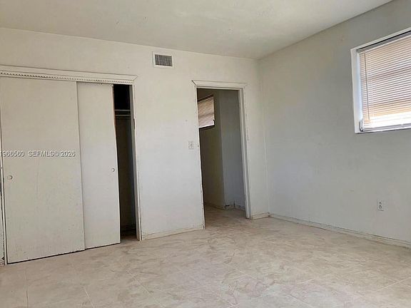 3rd image of 2165 Washington Ave
