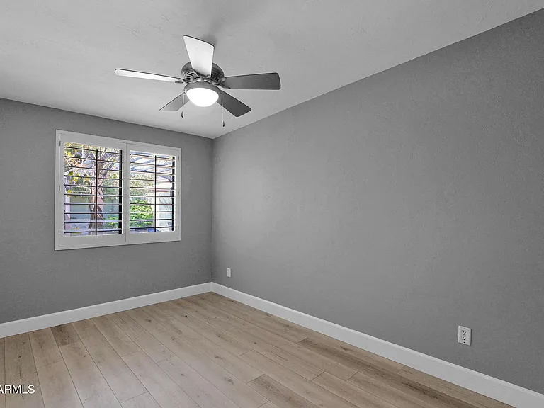 4916 E Amelia Ave — Photo 19