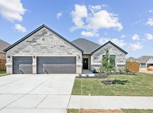 700 Lake Murray Ln, Cleburne, TX 76033