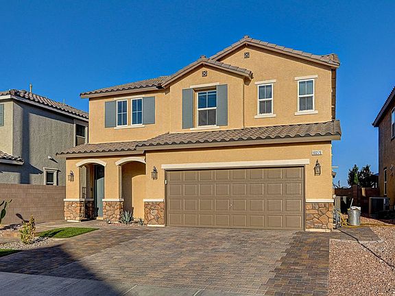 4th image of 10276 Massachusetts Ln