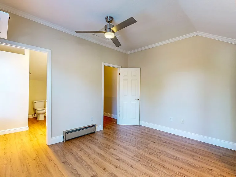 1133 Edwards St — Photo 18