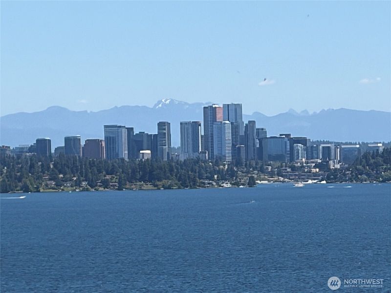 3rd image of 1125 Lake Washington Boulevard S