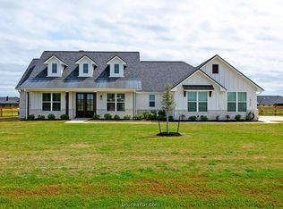 10332 Whiskey River Rd, Bryan, TX 77808