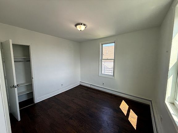 4th image of 395 Bergen Ave APT 5