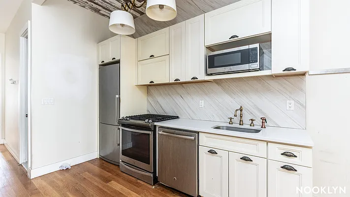 Rented by Nooklyn NYC LLC | media 6