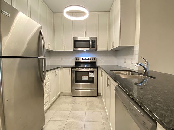 3rd image of 39 New Delhi Dr #410