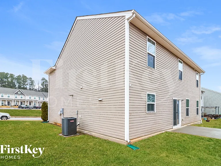 180 Fieldspar Ln — Photo 15