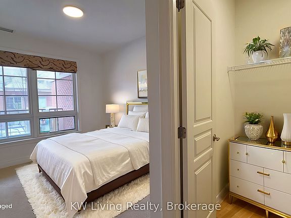 5th image of 21 Burkebrook Pl #338