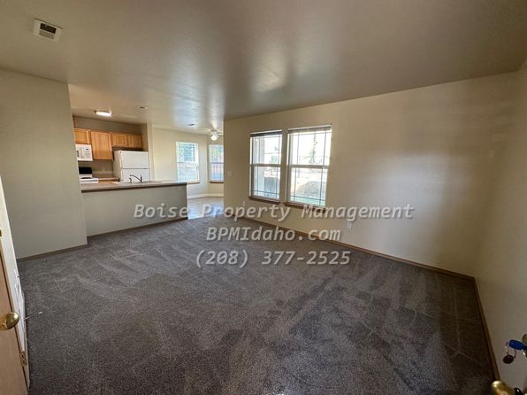 1805 E Overland Rd #19