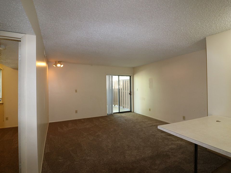 1500 McCain Ln APT 12, Manhattan, KS 66502 Zillow