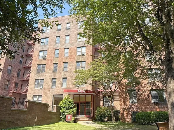 15020 71 Avenue #3E, Flushing, NY 11367