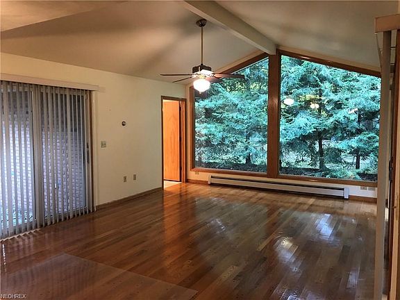 5th image of 9464 Cain Dr NE